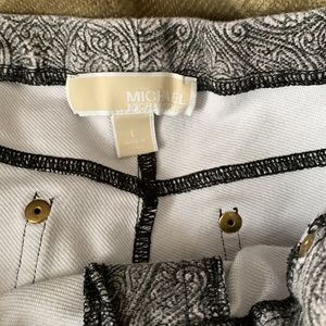 Michael Kors stretch leggings/pants size L grey paisley pattern